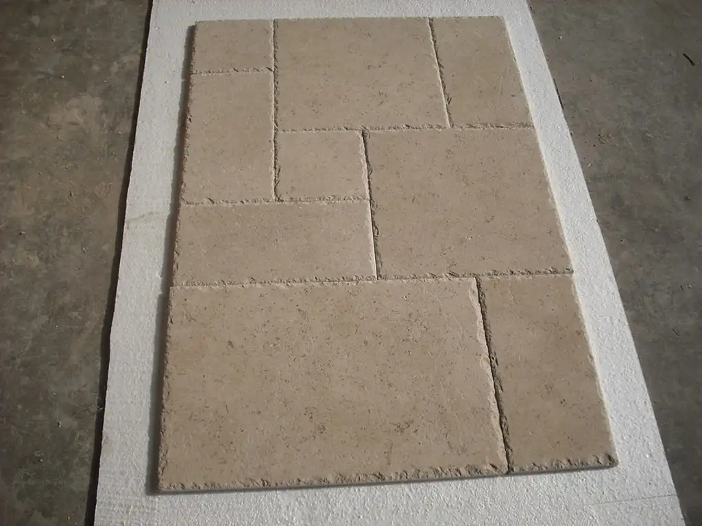 Honed & Chiselled French Pattern